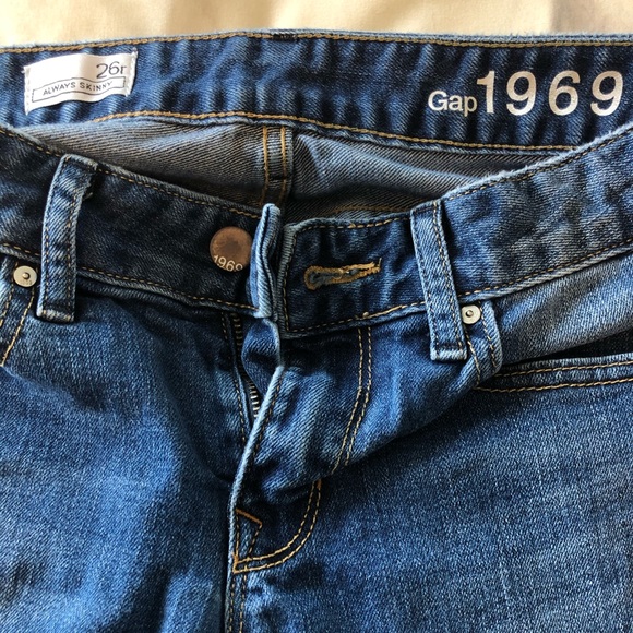 Gap Jeans - Picture 2 of 6